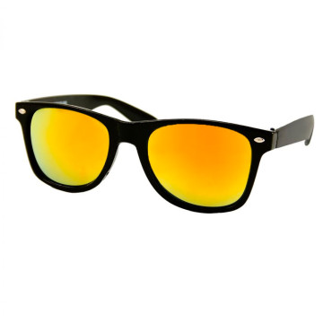 Loud and Clear lunettes wayfarer monture noire | verre miroir orange