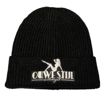 Ouwe stijl is botergeil beanie met patch logo
