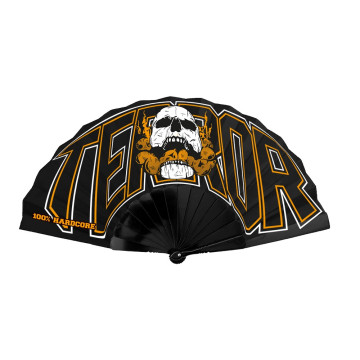 Fan de terreur fumant le crâne